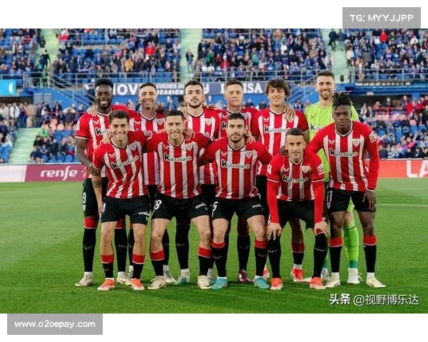 英超争夺欧联资格激烈 多支球队为排名拼尽全力 英超争夺欧联资格激烈 多支球队为排名拼尽全力